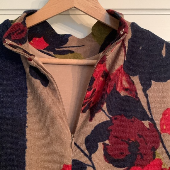 Modern Floral long sleeve Mock neck knit bell sleeve dress tan red  blue M - Picture 7 of 8